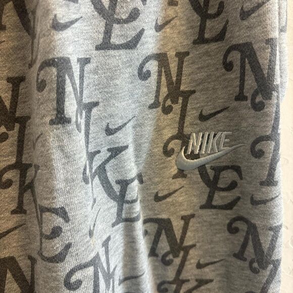Nike Men's Grey Joggers-tracksuits - Picture 3 of 7